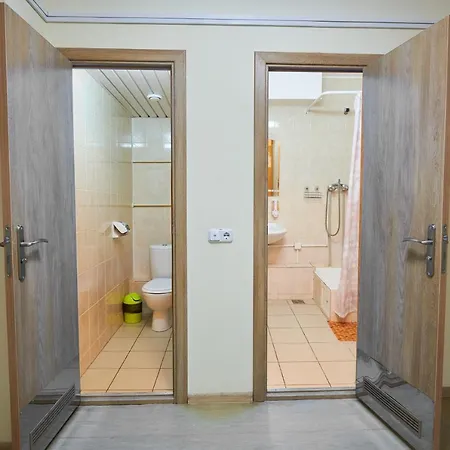 Serc Hotel 2*